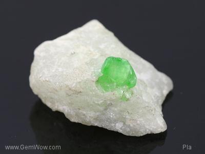 Bright Green Diopside in Matrix, Diopsite, 52.25 cts, 30.73 x 13.23 x 22.36 x mm